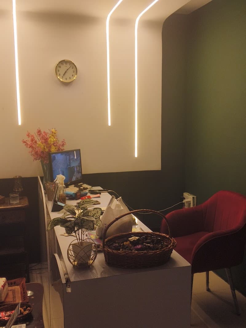 Aroma/swedish full body massage (45 minutes) + (15 shower) - 3