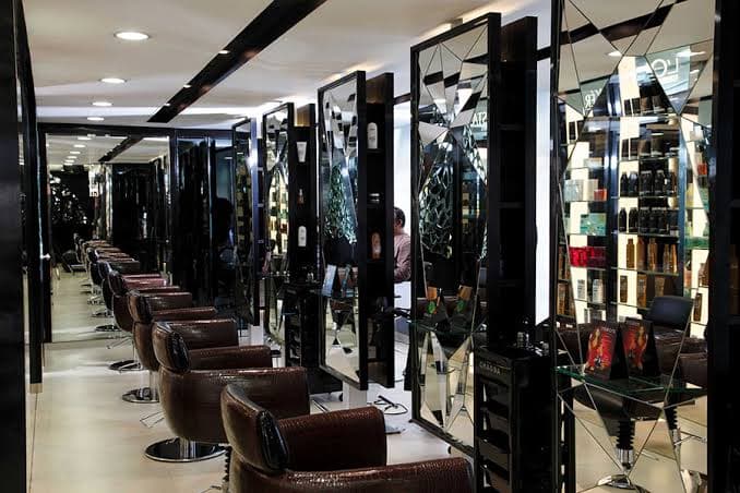 Mirrors Luxury Salons, Madhapur 3