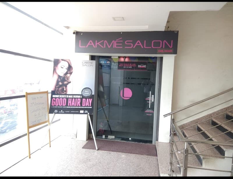 Lakme Salon For Him and Her in Kavuri Hills,Hyderabad 3