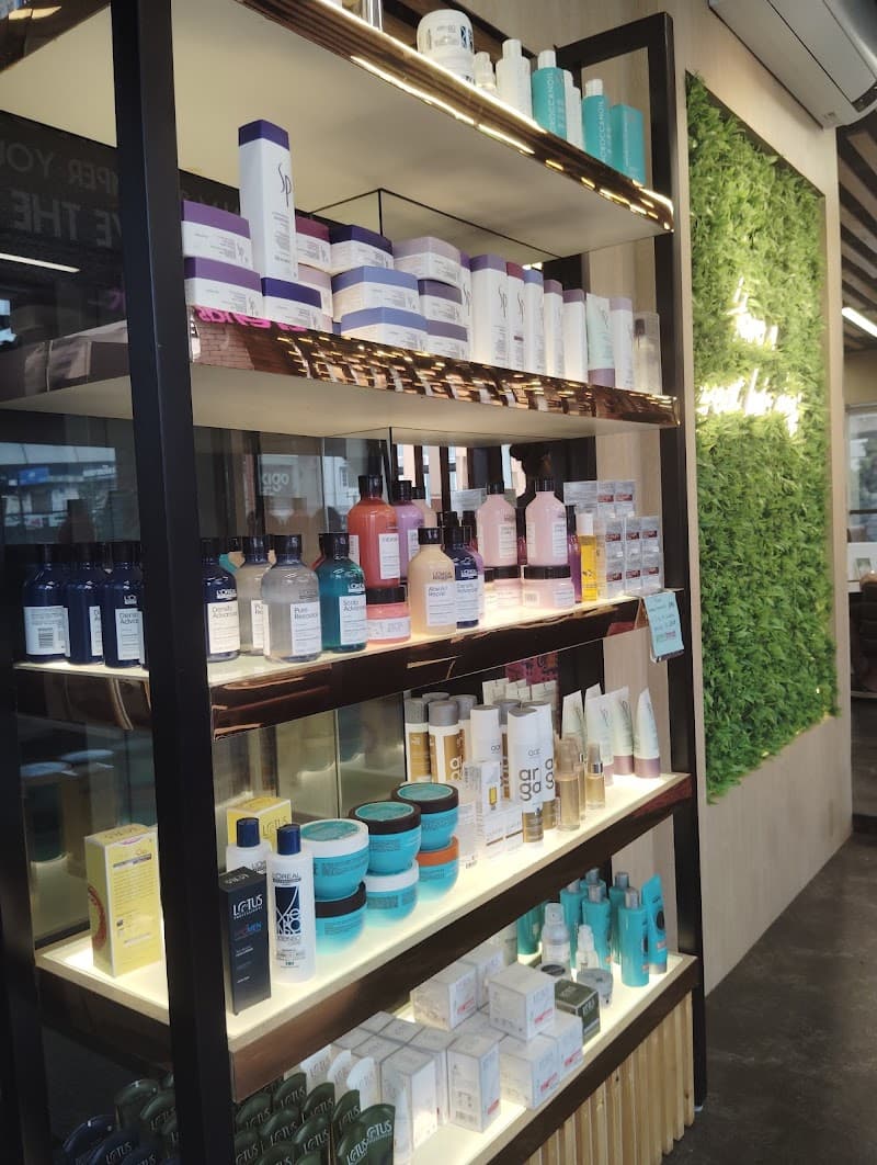 Green Trends Unisex Salon, Madhapur, Hyderabad 3