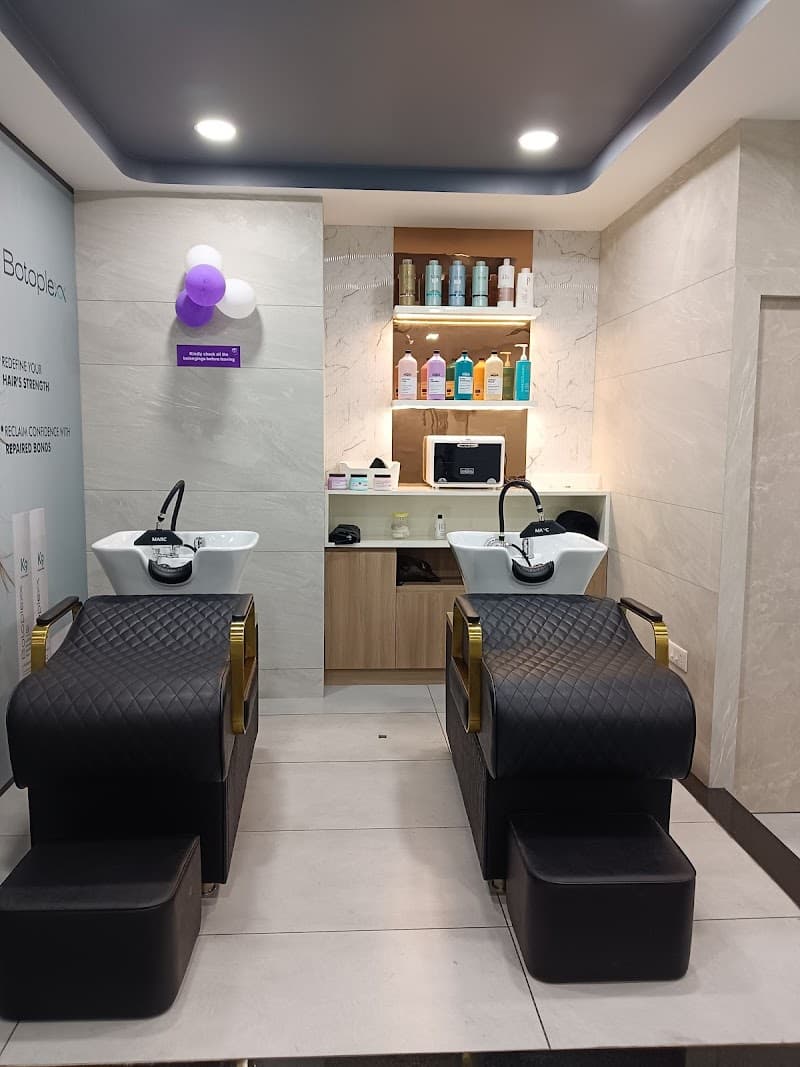 Naturals Salon 2