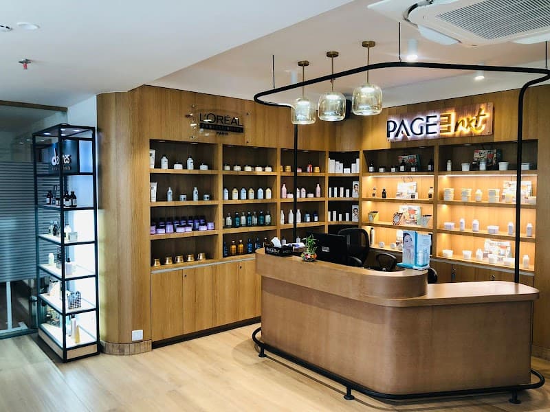 Page 3 Luxury Salon & Makeover Studio - Kondapur 3