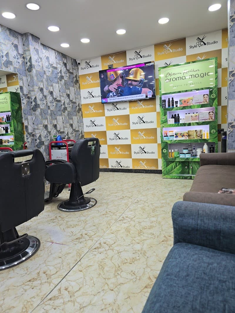 Style 'on' Studio Hair & Family Saloon 2