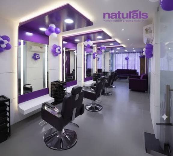 Naturals Salon 2