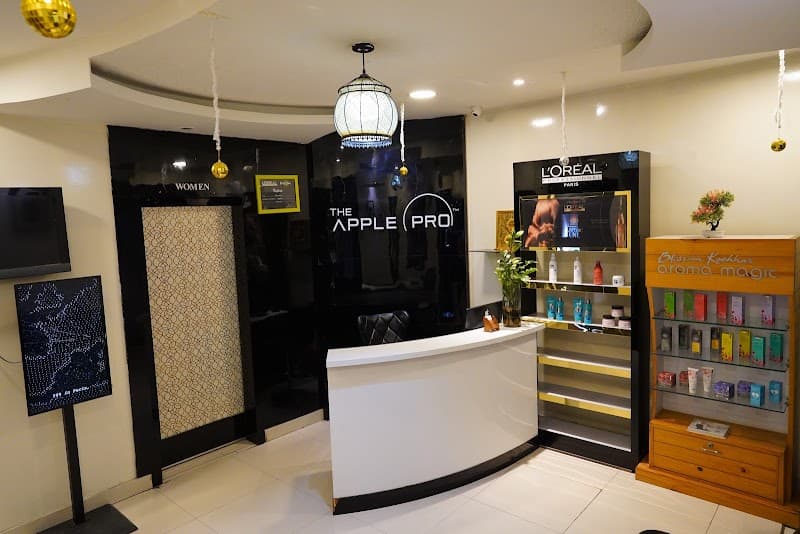 Apple Pro Unisex Hair Beauty salon