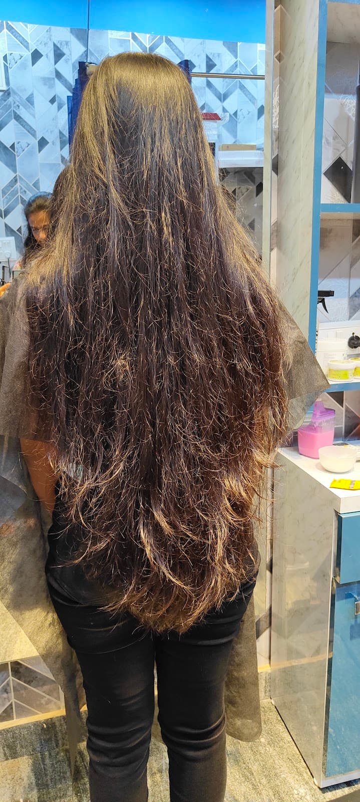 Le Girl Hair and Beauty Salon 2